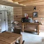 L'hotel Enfonce, D'hotes 住宿加早餐酒店 3*