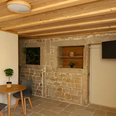 L'hotel Enfonce, D'hotes Ле-Валь-д'Ажоль