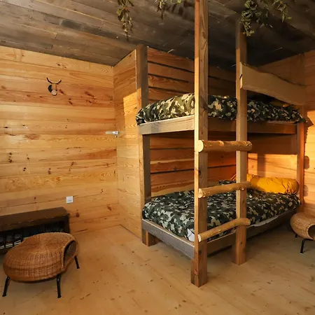 L'hotel Enfonce, D'hotes Ле-Валь-д'Ажоль