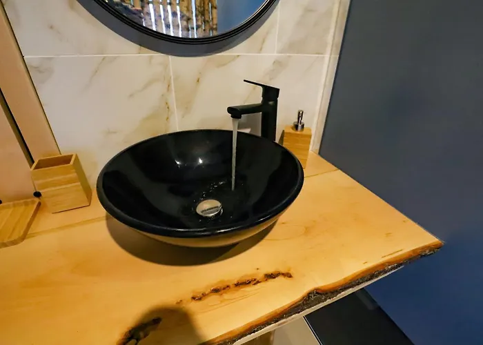 L'hotel Enfonce, D'hotes Bed & Breakfast