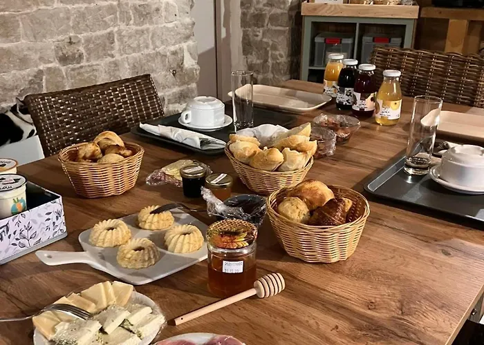 Bed & Breakfast L'hotel Enfonce, D'hotes