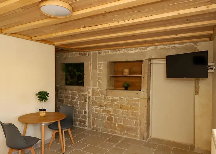 L'hotel Enfonce, D'hotes Le Val-dʼAjol