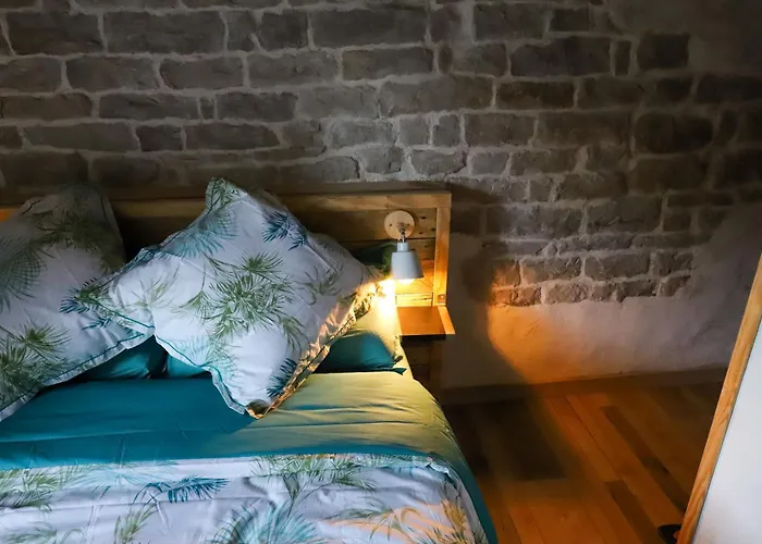 L'hotel Enfonce, D'hotes Bed & Breakfast